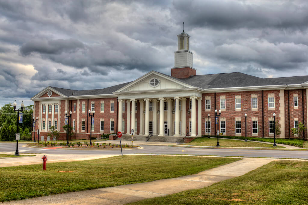 7 Best Nursing Schools In 2019 HospitalCareers